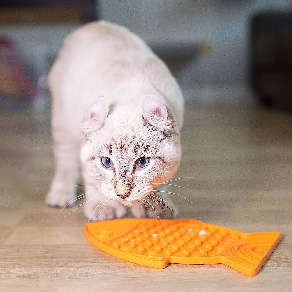 LickiMat Cat Casper Orange