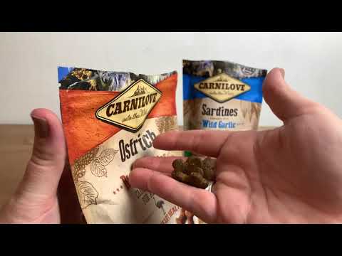 Carnilove Crunchy Treat – Mackerel & Raspberries 200g
